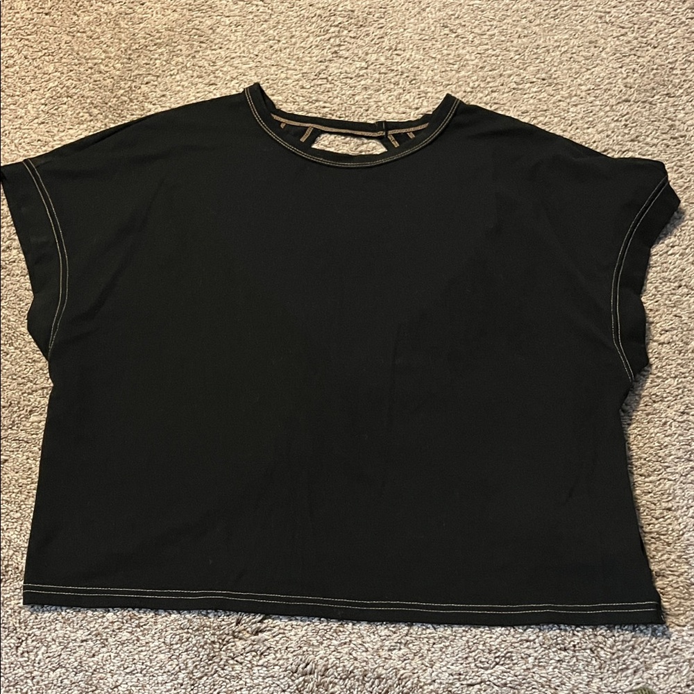 SHEIN Black Short Sleeve Tee
